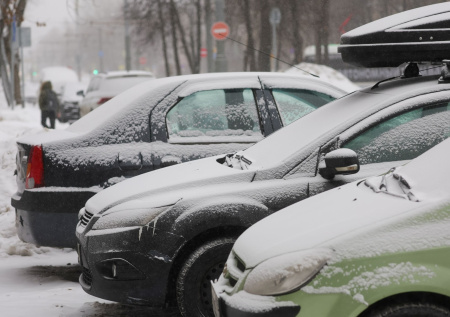 Почти 70% автопарка России составили машины старше 10 лет