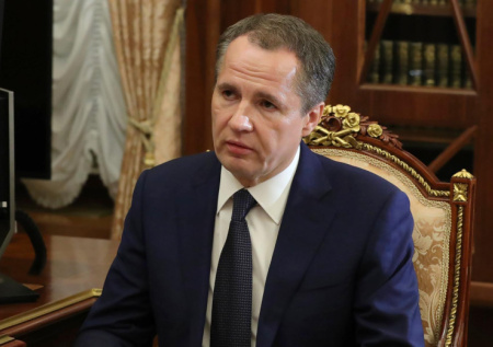 Гладкову предложили переселиться в дом под обстрелами ВСУ