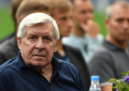 «Зачем играть с папуасами?»: Пономарев о соперниках сборной РФ по футболу