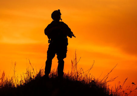 Афганские силы атаковали ядерный объект и базу в Пакистане