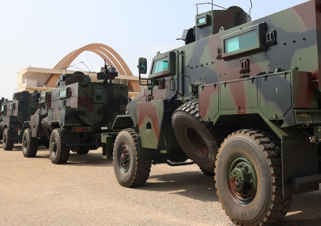 Военную бронетехнику заметили в Бахрейне