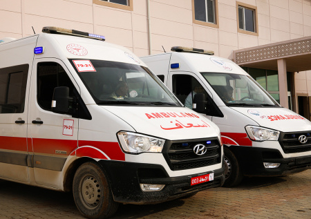 Минимум три человека погибли при падении ракеты на дом в Сирии