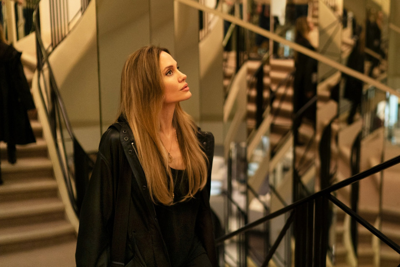 Кадр из фильма «Кутюр»