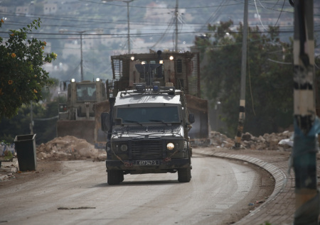 Иран объявил о начале ответной военной операции против Израиля и США