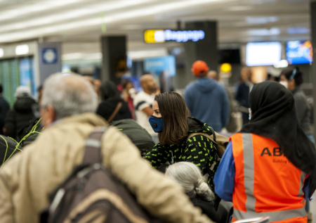 В аэропортах ОАЭ воцарился хаос