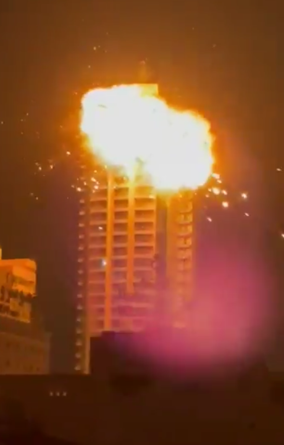 Мощные взрывы в Бахрейне