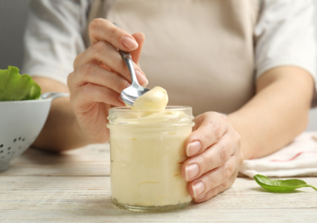 Магазинный майонез больше не покупаю. Делаю сама без яиц: густой, кремовый, без химии — идеально для поста и ПП