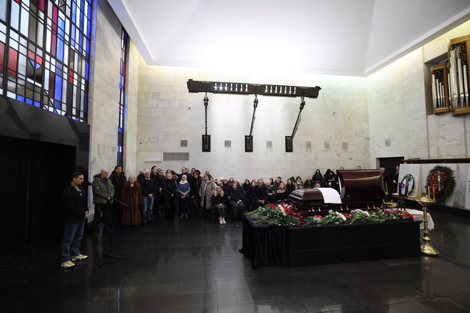 Церемония прощания с актрисой Ириной Шевчук в Большом зале ЦКБ в Москве