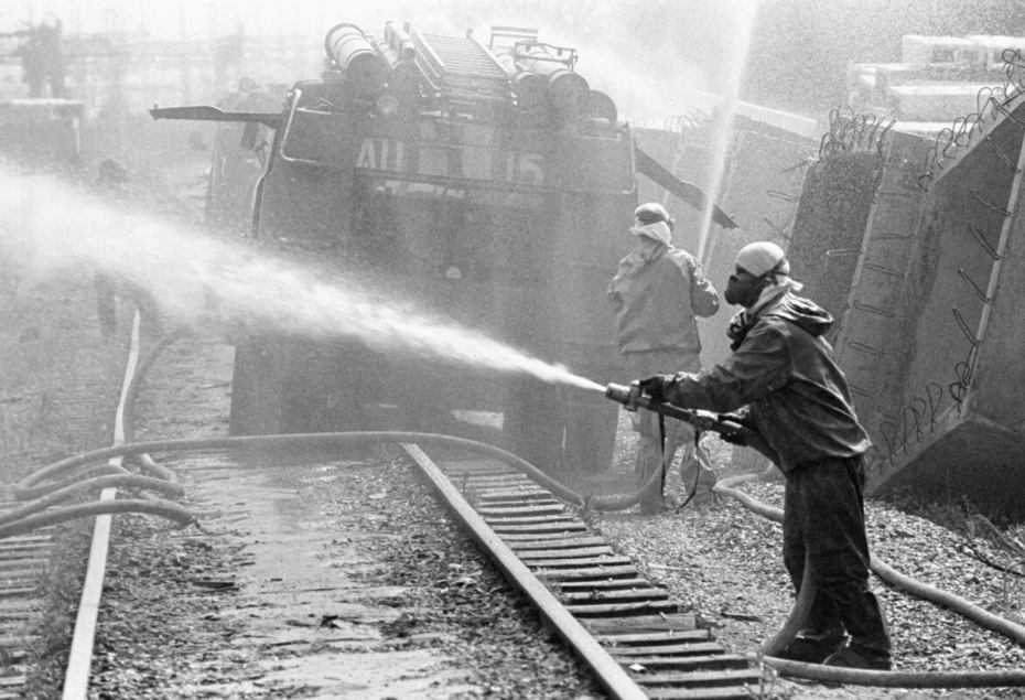 Дезактивация территории Чернобыльской атомной электростанции, 1986 г.