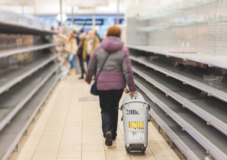 В Европе опустели прилавки «Русских магазинов»