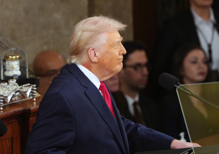 Трамп разрушил собственный имидж международного миротворца