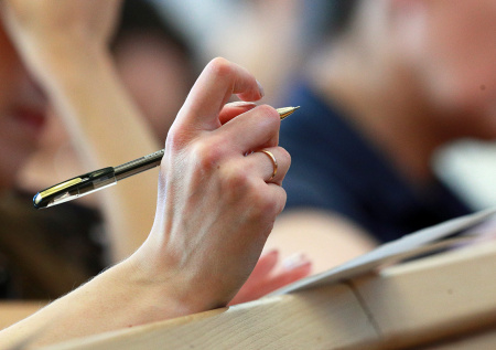 В России «исчезли» все бюджетные места в ординатуре