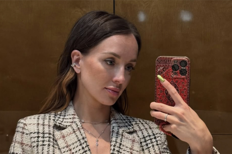 Жена бывшего нападающего ФК «Зенит» и сборной России Александра Кержакова Евгения