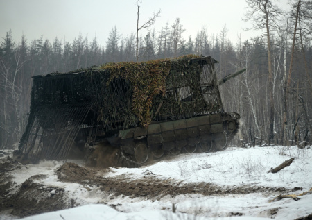 Новая защита от дронов позволит российским танкам выдерживать до 20 ударов