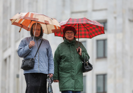 Проливной дождь и тепло до +5? Погода в Москве в начале недели: чего ждать