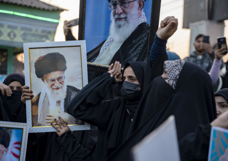 «Слушай, Дональд»: полковник Баранец представил три сценария войны в Иране