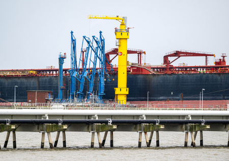 «Они умоляют»: в Иране рассказали о просьбах США по Ормузскому проливу