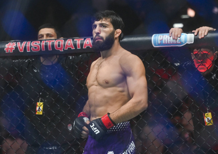 Царукян устроил массовую потасовку после поединка в США