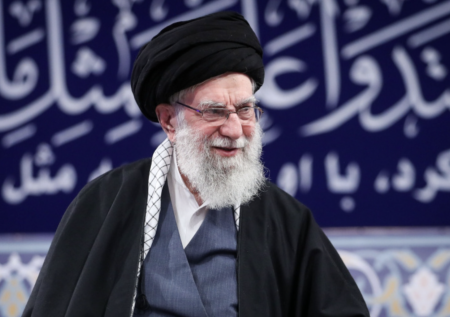 Трамп заявил о гибели Хаменеи: что это значит для Ирана, кто его заменит