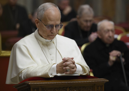 Папа римский призвал остановить «кровавую спираль» в Иране