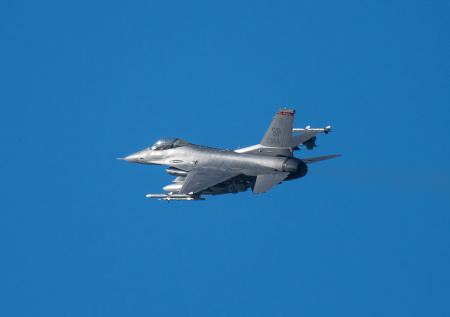 Самолеты США попали под огонь ПВО Кувейта