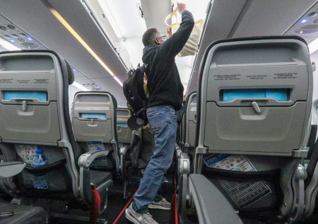 Авиаэксперт предупредил о новых правилах провоза ручной клади