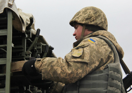 Артиллеристов ВСУ в Сумах бросили на штурм после визита Порошенко