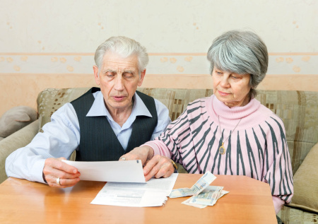 Льготы пенсионерам на ЖКХ и капремонт в 2026 году: кому нужны, как оформить