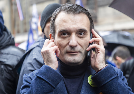 Во Франции обругали «обожателей» войны с Россией после заявления об Иране