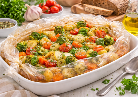 Вкусное блюдо для Великого поста-2026: овощное рагу в пакете для запекания