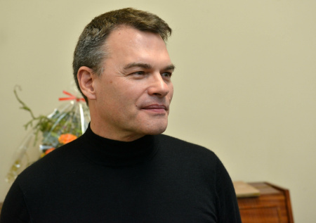 Биография, измены женам, молчание об СВО: где сейчас актер Евгений Дятлов