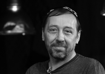 Умер драматург Николай Коляда