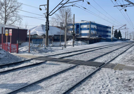 На перегоне под Тайшетом женщина погибла под колесами поезда