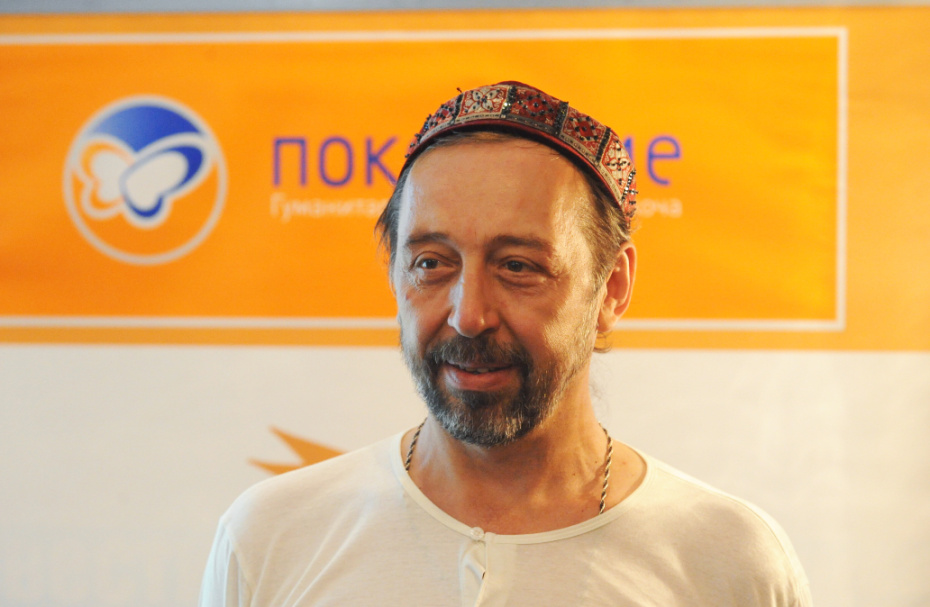 Председатель жюри драматург Николай Коляда во время пресс-конференции, посвященной открытию конкурса на соискание Независимой литературной премии «Дебют» 2011 года