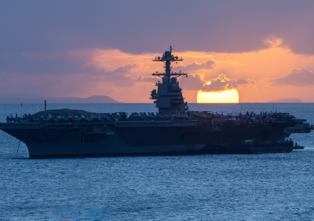 Промах Ирана по авианосцу США мог быть намеренным