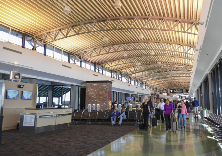 В аэропорту Тампы во Флориде «запретили» пижамы