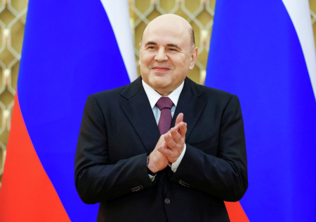 Жесткий, но эффективный: как Мишустин спасает Россию от кризисов