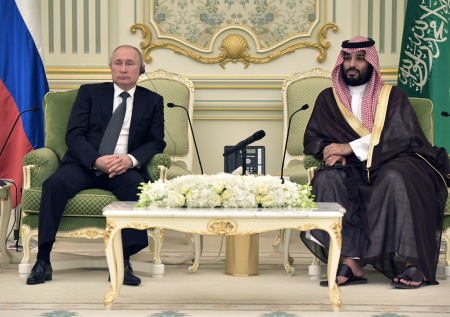 Путин и кронпринц Саудовской Аравии обеспокоились конфликтом на Востоке