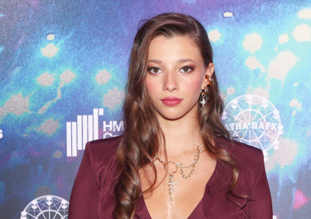 Стало известно, кто станет Наташей Ростовой в «Войне и мире» Андреасяна