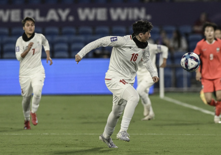 Иранские спортсменки отказались от гимна и получили разгромное поражение