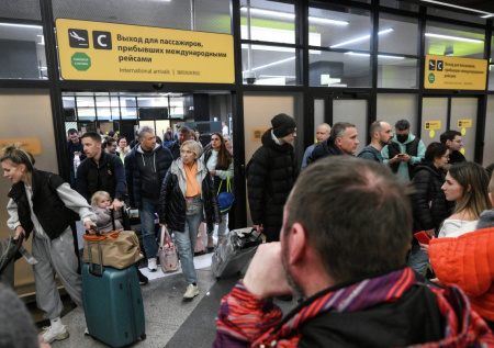 Одна буква едва не сорвала планы туристов по спасению из ОАЭ