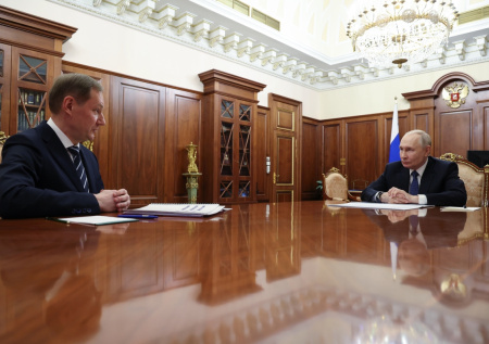 Путин принял с докладом главу Федерального казначейства России