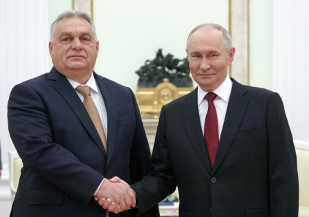 Путин и Орбан подняли вопрос о венграх в российском плену