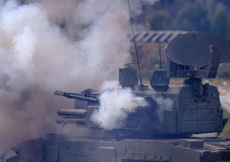 Средства ПВО отработали по десятку управляемых бомб ВСУ