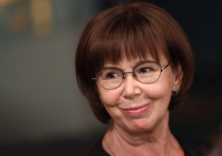 Театр Маяковского отменил спектакль из-за звезды «Обыкновенного чуда»