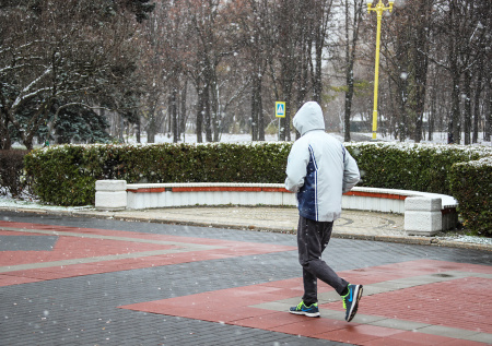 Тренер рассказал, когда можно будет начать бегать на улице