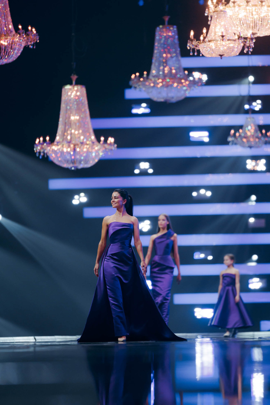 Участницы конкурса «Мисс БРИКС — 2026» на торжественной церемонии открытия