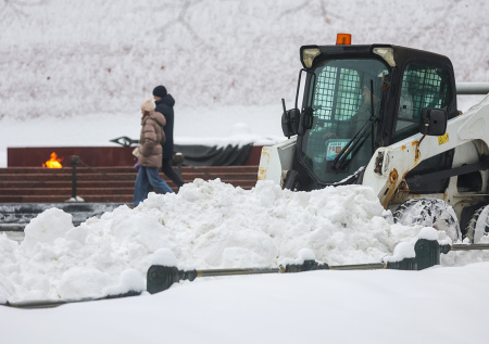 «Прирост до трех сантиметров»: сугробы в Москве станут еще выше