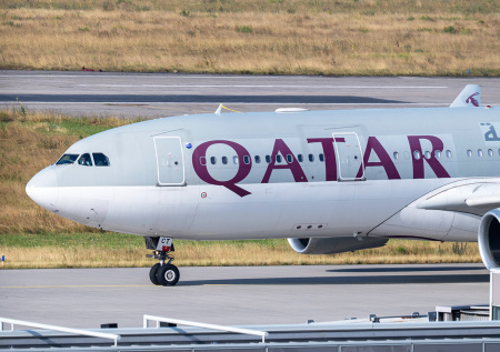 Названы возможные сроки открытия воздушного пространства Катара и Бахрейна