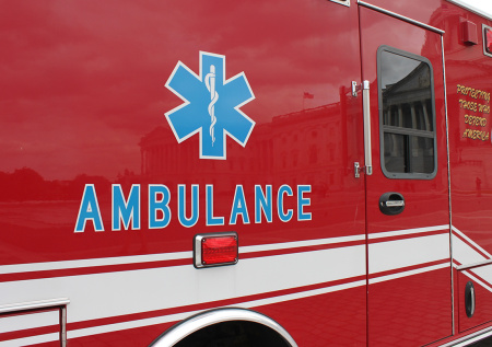 Утонувший в бассейне ребенок внезапно ожил спустя пять часов